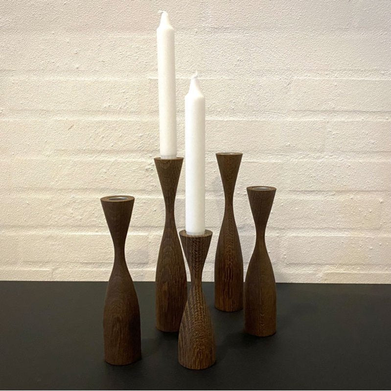 Kandelaars By Brorson Shape gerookt eiken