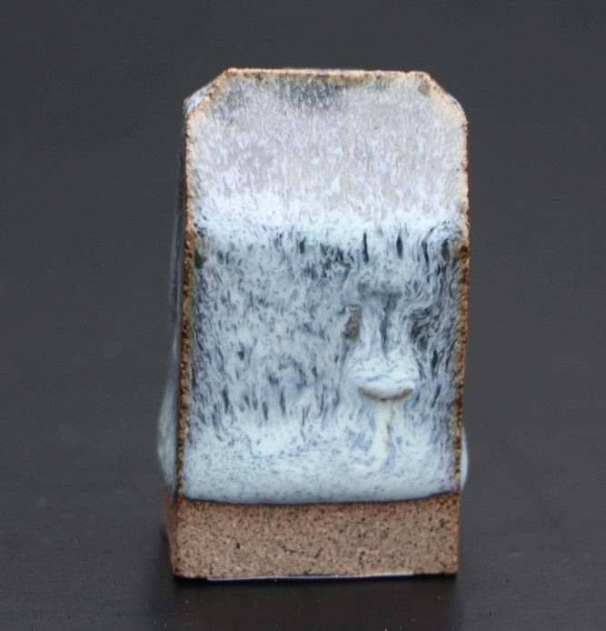 Huis klein blauw-wit