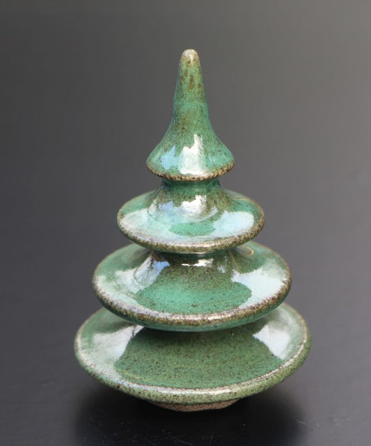 Boom middel donker blauwgroen