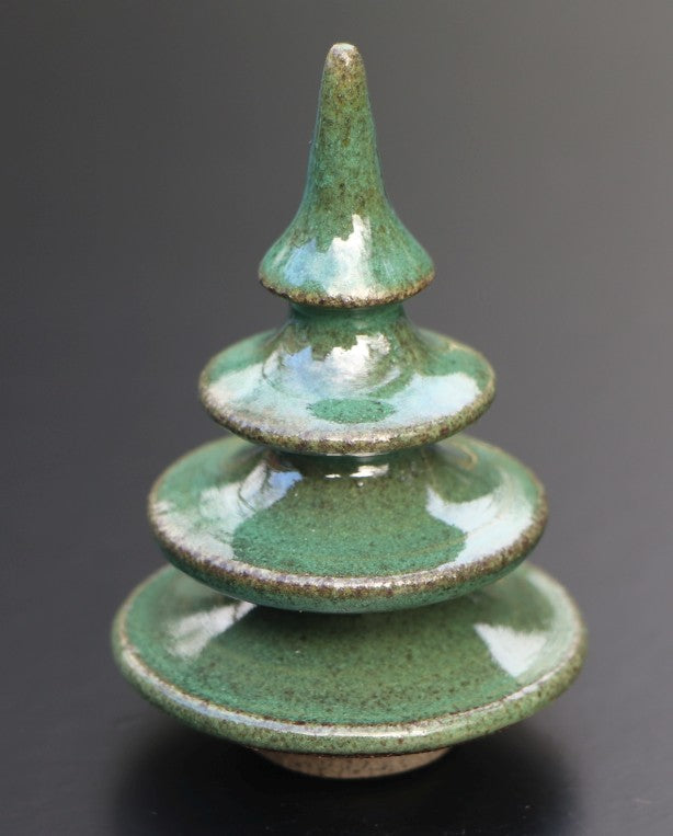 Boom middel donker blauwgroen