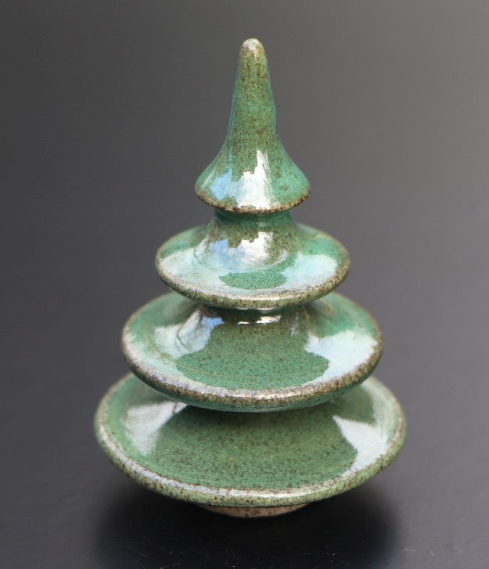 Boom middel donker blauwgroen