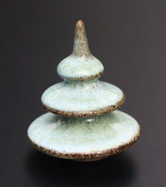 Boom klein lichtgroen