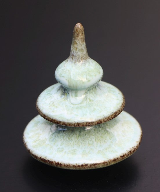 Boom klein lichtgroen