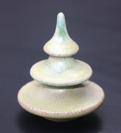 Boom klein lichtgroen