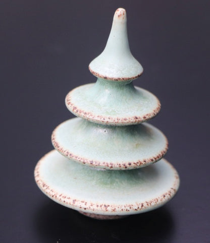 Boom middel licht mat groen