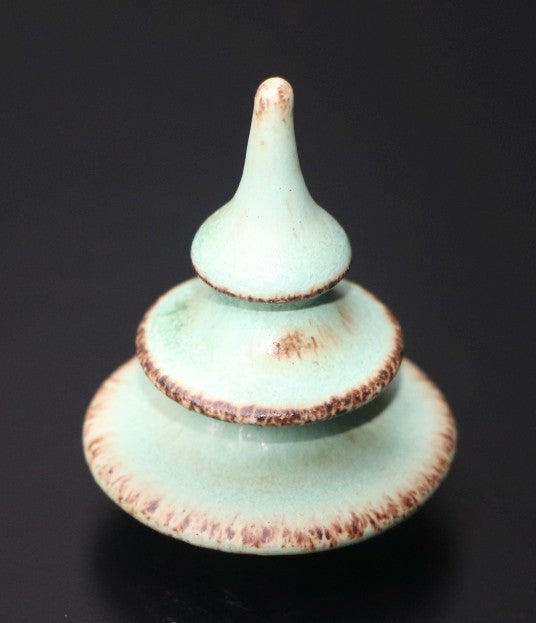 Boom klein lichtgroen