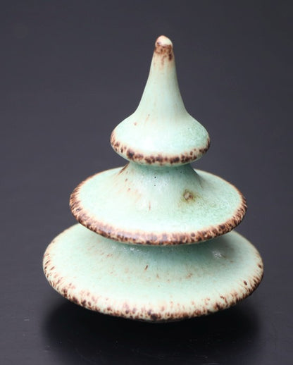 Boom klein lichtgroen