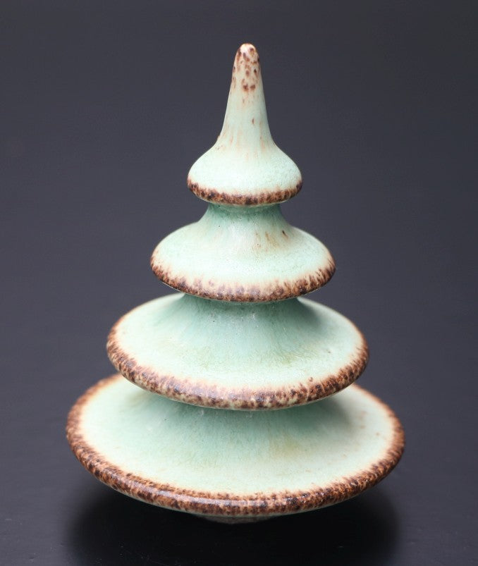 Boom middel lichtgroen